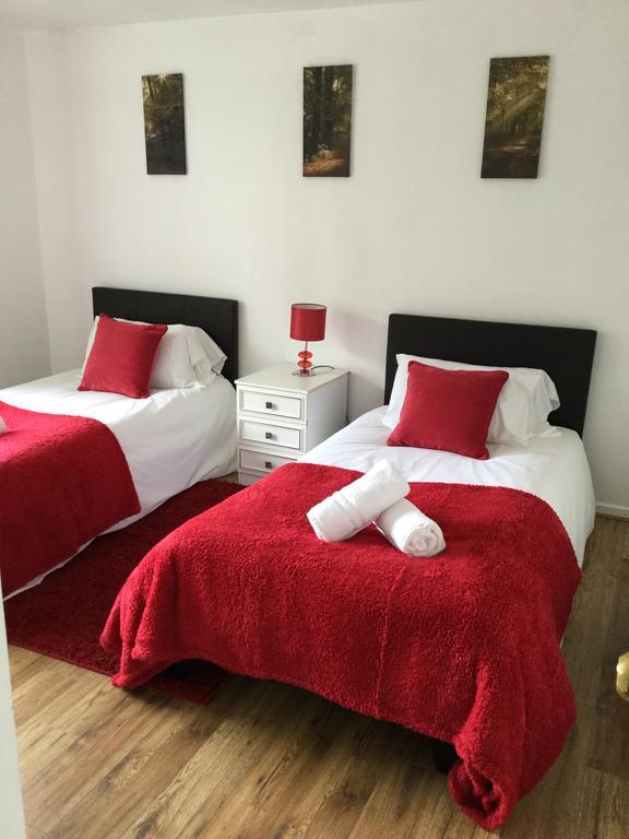 4 Bed House Next To Basildon Town Centre Villa Eksteriør bilde