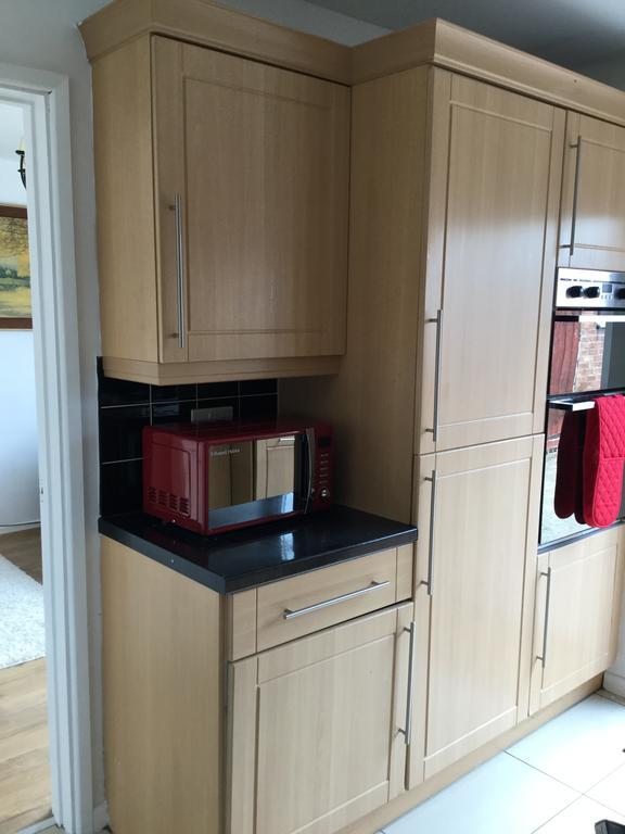 4 Bed House Next To Basildon Town Centre Villa Eksteriør bilde